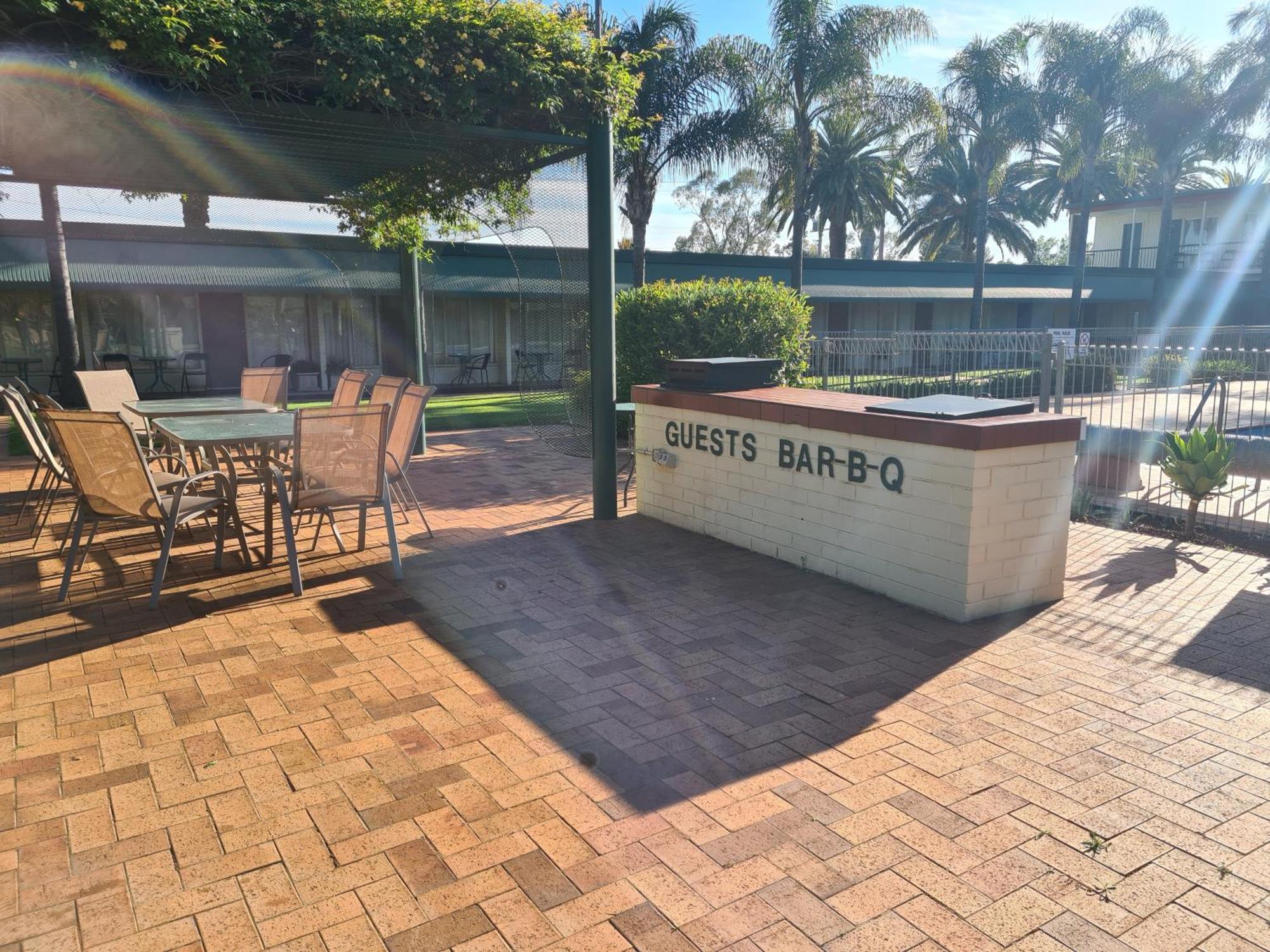 Motel Riverina Leeton Exterior foto